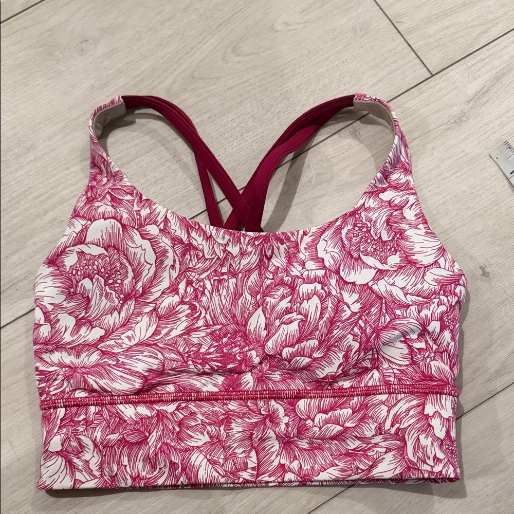 Lululemon Enlite Bra in the Floral Bloom White Star Ruby print